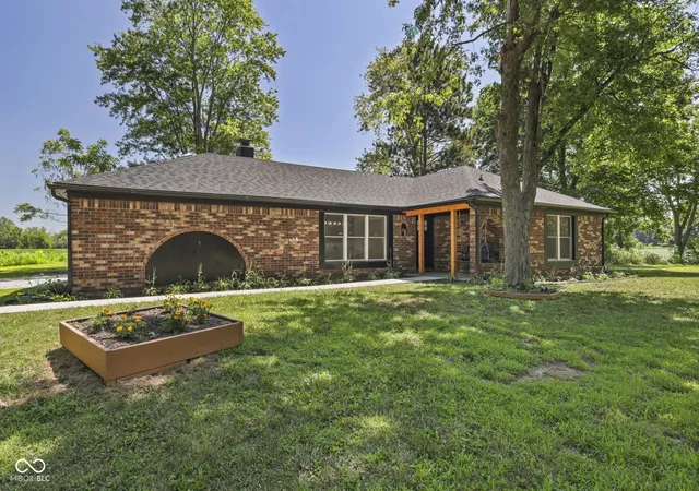 1st image of 8162 W Fall Rd, Thorntown, IN 46071 | MLS# 22117211