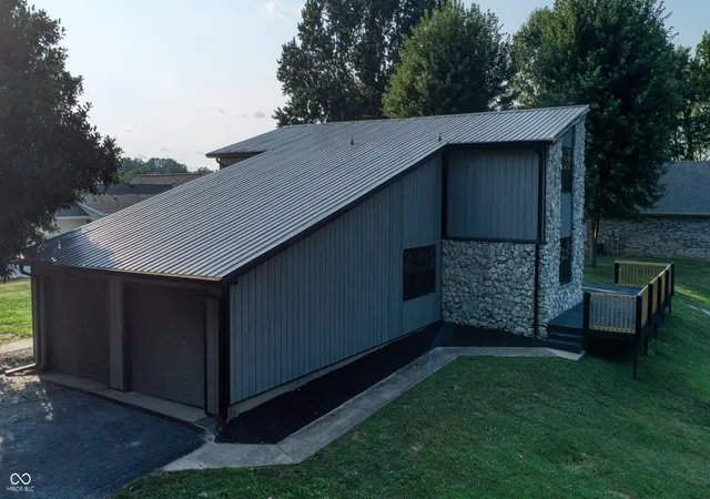 2nd image of 140 Cramer Pl, Martinsville, IN 46151 | MLS# 22117212