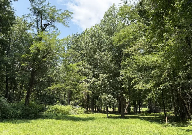 Photo 2 of Sale Pending at 10222 N County Rd 200 W, Brazil, IN 47834 | MLS# 22117213 | Listing updated on 2026-08-16