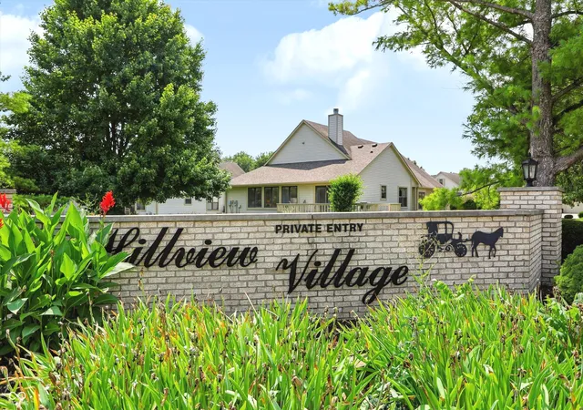 3rd image of 295 Carriage Ct, Franklin, IN 46131 | MLS# 22117215