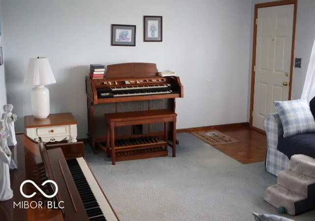 Photo 4 of Sale Pending at 6824 S Mooresville Rd, Indianapolis, IN 46221 | MLS# 22117219 | Listing updated on 2026-09-29