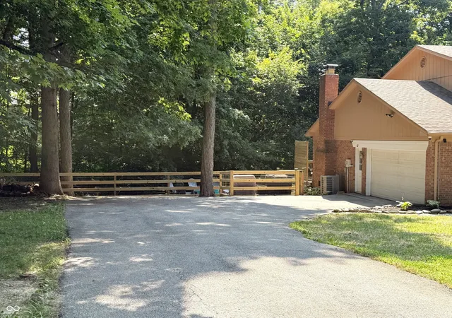2nd image of 610 N Forest Rd, Crawfordsville, IN 47933 | MLS# 22117230