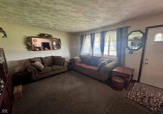 Photo 4 of Sale Pending at 7933 S 650 West, Crawfordsville, IN 47933 | MLS# 22117237 | Listing updated on 2026-09-24