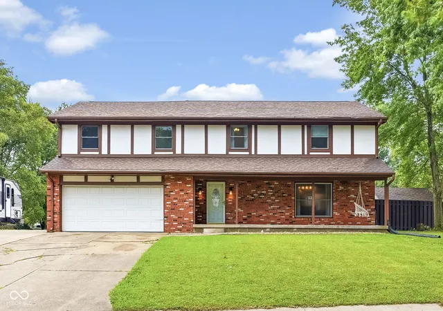 1st image of 601 Ridgeview Ln, Columbus, IN 47201 | MLS# 22117254