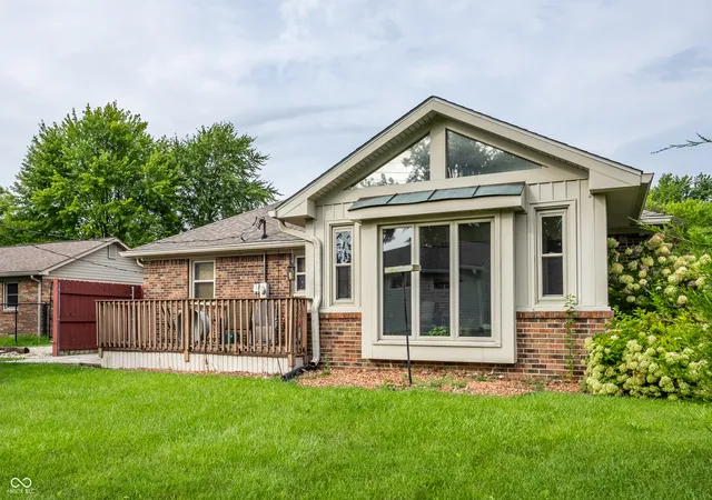 32nd image of 1103 Riverview Dr, Greenfield, IN 46140 | MLS# 22117258