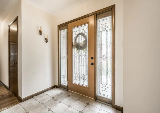 4th image of 1103 Riverview Dr, Greenfield, IN 46140 | MLS# 22117258