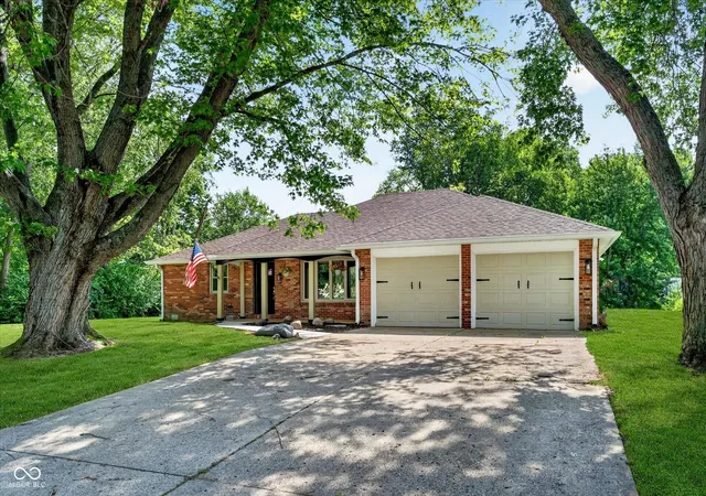 1st image of 2227 Tartan Rd, Anderson, IN 46012 | MLS# 22117259