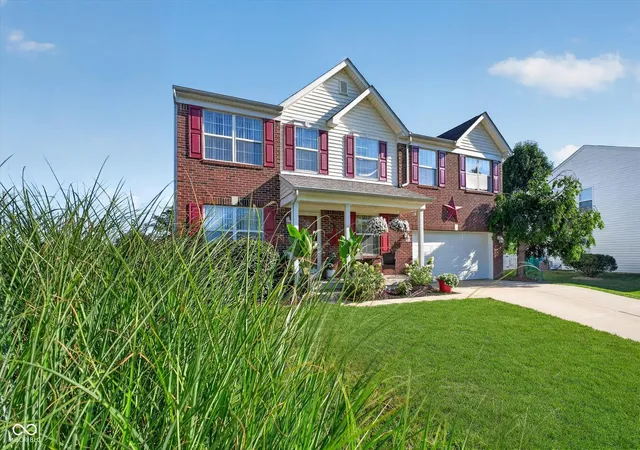 2nd image of 5044 Haywood Ln, Plainfield, IN 46168 | MLS# 22117260