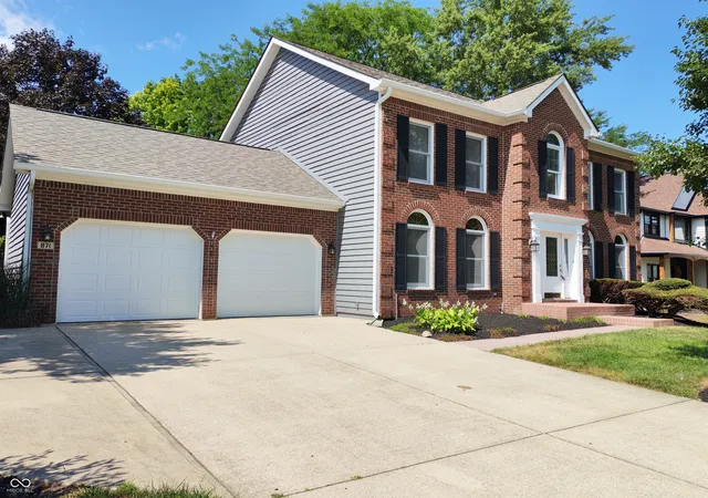 2nd image of 871 Franklin Tr, Zionsville, IN 46077 | MLS# 22117268