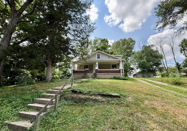 2nd image of 808 S Illinois St, Greencastle, IN 46135 | MLS# 22117270