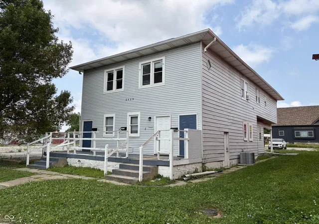 2nd image of 2438 E Washington St, Indianapolis, IN 46201 | MLS# 22117283