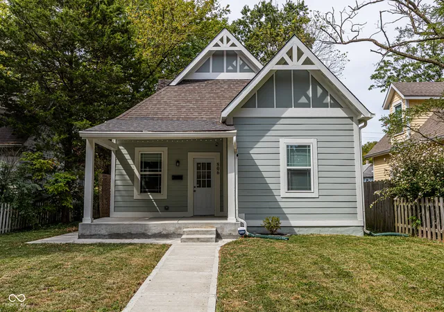 Photo 1 of Single family home for sale at 806 N Tacoma Ave, Indianapolis, IN 46201 | MLS# 22117296 | Listing updated on 2026-09-30