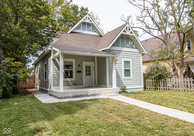 Photo 2 of Single family home for sale at 806 N Tacoma Ave, Indianapolis, IN 46201 | MLS# 22117296 | Listing updated on 2026-09-30