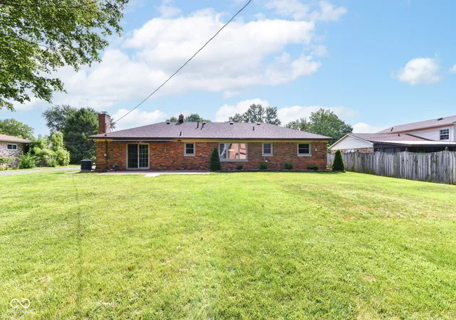 27th image of 3426 S Leonard Rd, New Palestine, IN 46163 | MLS# 22117306