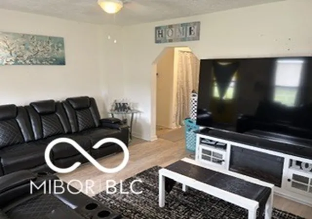 5th image of 2402 W 30Th St, Anderson, IN 46016 | MLS# 22117307