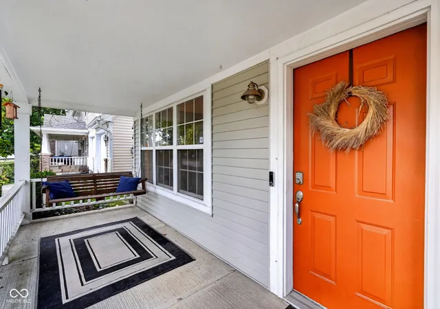 5th image of 5141 Bird Branch Dr, Indianapolis, IN 46268 | MLS# 22117320