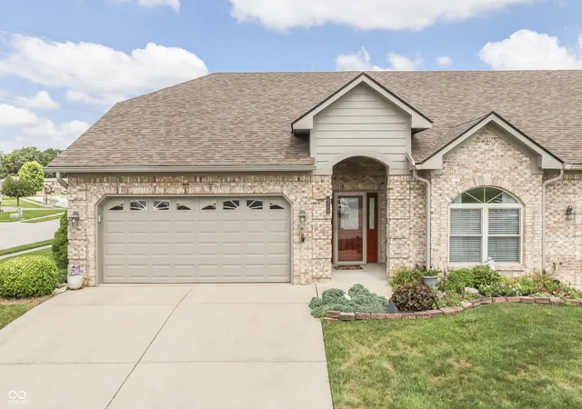 1st image of 4206 Parma Ct, Indianapolis, IN 46237 | MLS# 22117329