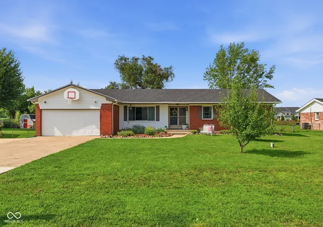 1st image of 7520 E 196th St, Noblesville, IN 46062 | MLS# 22117347