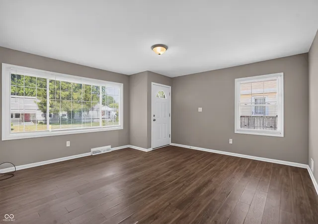 Photo 2 of Sale Pending at 375 N 19th Avenue, Beech Grove, IN 46107 | MLS# 22117352 | Listing updated on 2026-08-14