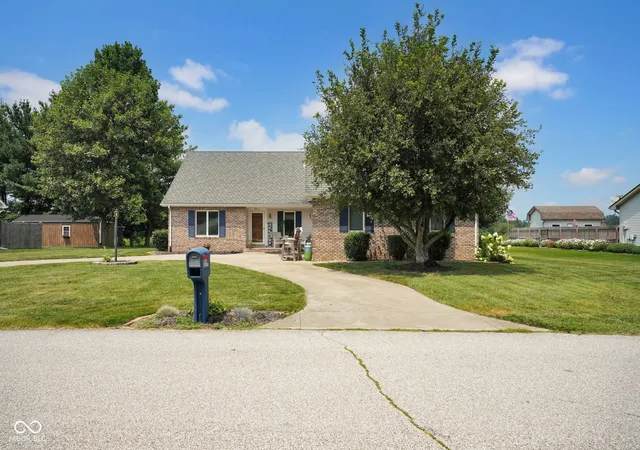 Photo 1 of Sale Pending at 8816 Rainier Rd, Seymour, IN 47274 | MLS# 22117357 | Listing updated on 2026-10-02