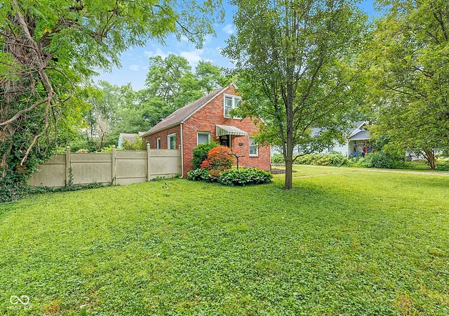 Photo 3 of Single family home for sale at 5509 S Randolph St, Indianapolis, IN 46227 | MLS# 22117358 | Listing updated on 2026-10-08