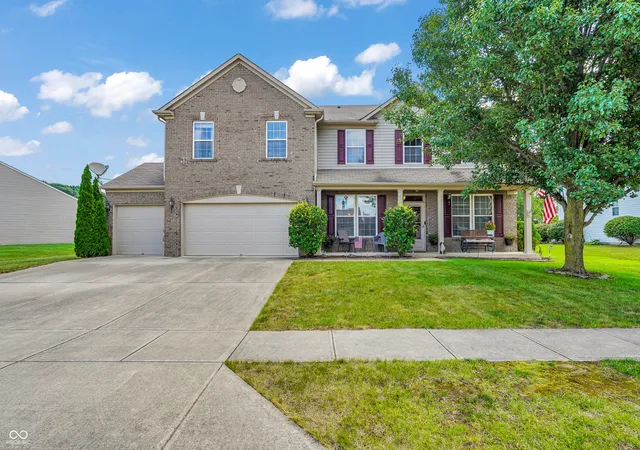 1st image of 1089 Preakness Dr, Avon, IN 46123 | MLS# 22117362