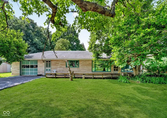 1st image of 5201 E County Road 450 N, Albany, IN 47320 | MLS# 22117396