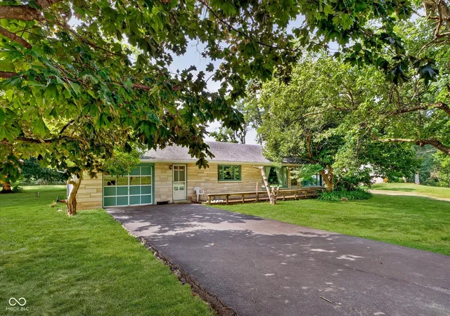 image of 5201 E County Road 450 N, Albany, IN 47320 | MLS# 22117396