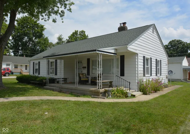 1st image of 427 Raines, Plainfield, IN 46168 | MLS# 22117397