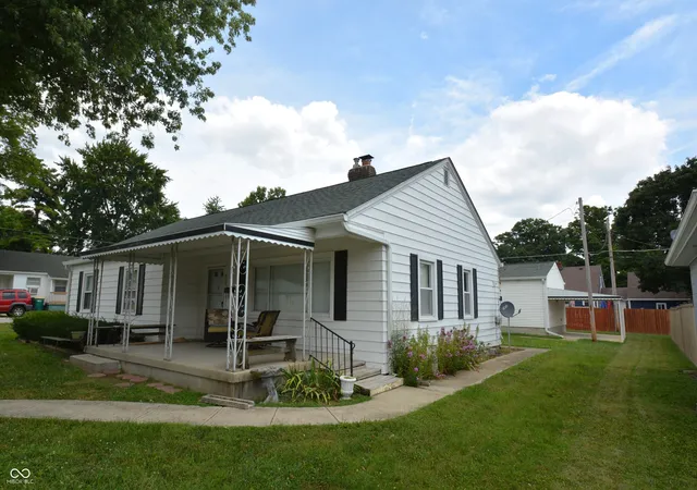 3rd image of 427 Raines, Plainfield, IN 46168 | MLS# 22117397