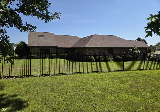 50th image of 2405 N Wicklow Dr, Muncie, IN 47304 | MLS# 22117405