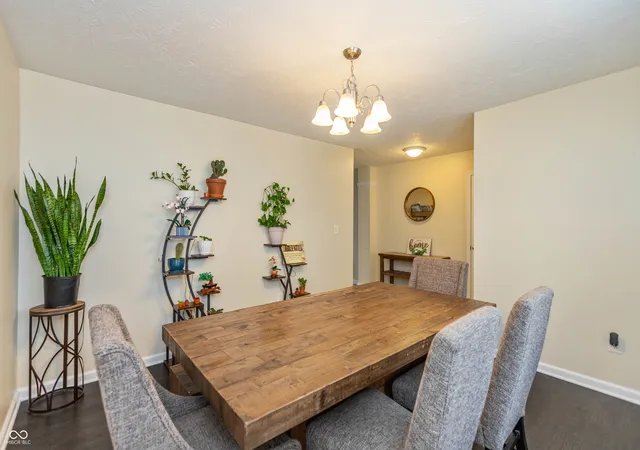 Photo 3 of Single family home for sale at 8842 Benjamin Ln, Avon, IN 46123 | MLS# 22117408 | Listing updated on 2026-09-01