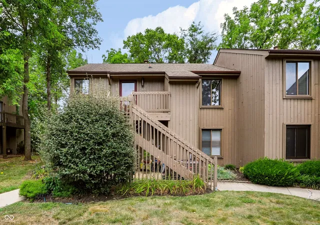 1st image of 93 Lookout Ridge Dr #24U, Columbus, IN 47201 | MLS# 22117411