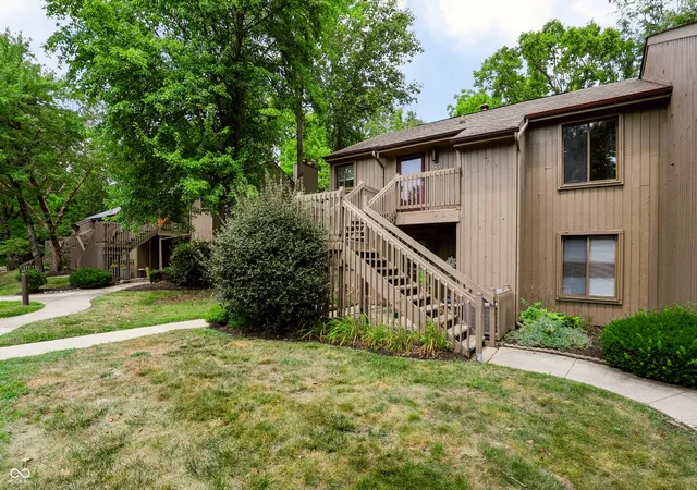 Photo 3 of Condo for sale at 93 Lookout Ridge Dr #24U, Columbus, IN 47201 | MLS# 22117411 | Listing updated on 2026-09-21