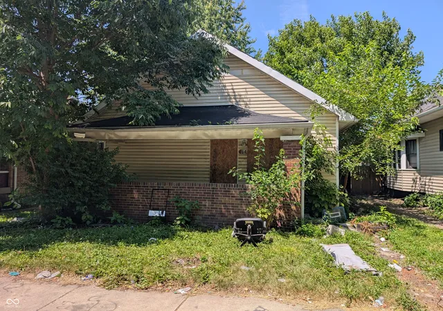 2nd image of 642 N Oxford St, Indianapolis, IN 46201 | MLS# 22117412
