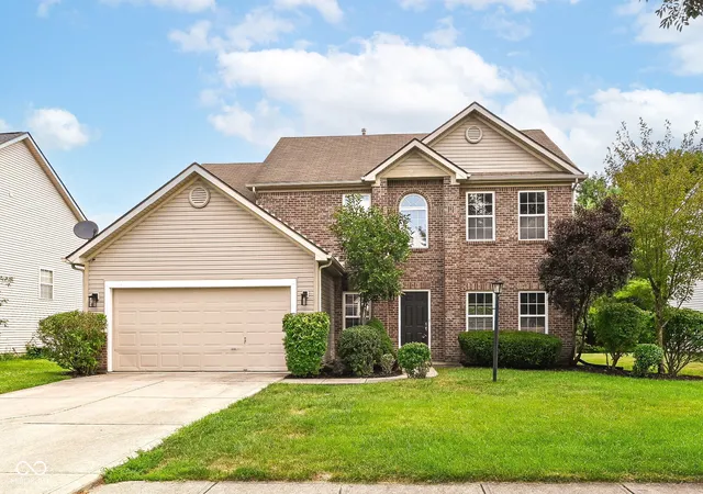 Photo 1 of Single family home for sale at 13815 Fernleaf Way, Carmel, IN 46033 | MLS# 22117416 | Listing updated on 2026-09-01