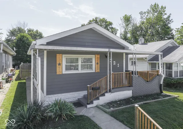 2nd image of 721 N Linwood, Indianapolis, IN 46201 | MLS# 22117442