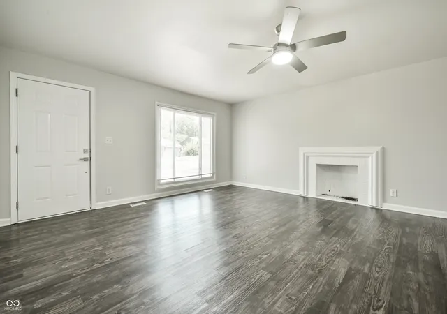 4th image of 3542 Maura Ln, Indianapolis, IN 46235 | MLS# 22117451