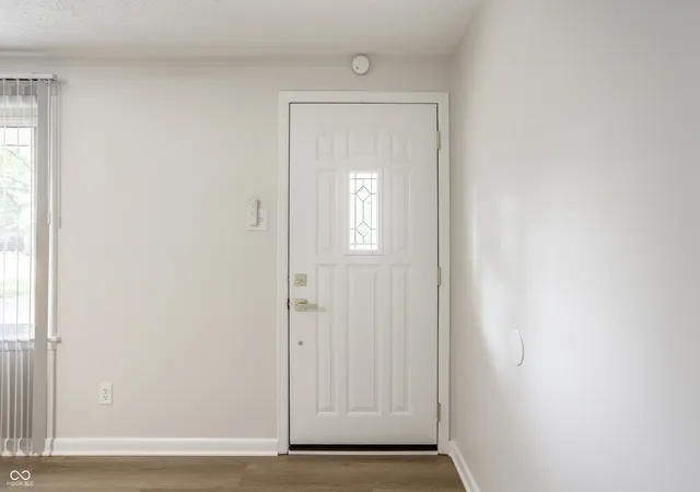 5th image of 2016 W 75Th Pl, Indianapolis, IN 46260 | MLS# 22117481