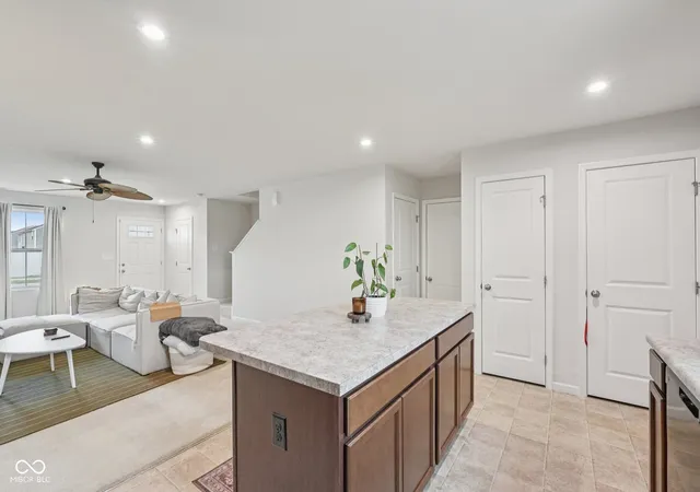 Photo 4 of Single family home for sale at 7195 E Rising Sun Cir S, Camby, IN 46113 | MLS# 22117489 | Listing updated on 2026-09-26
