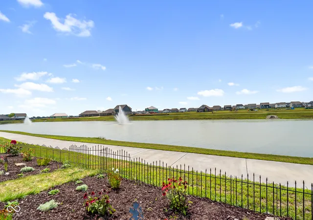 40th image of 1399 Foxtail Ln, Greenwood, IN 46143 | MLS# 22117493