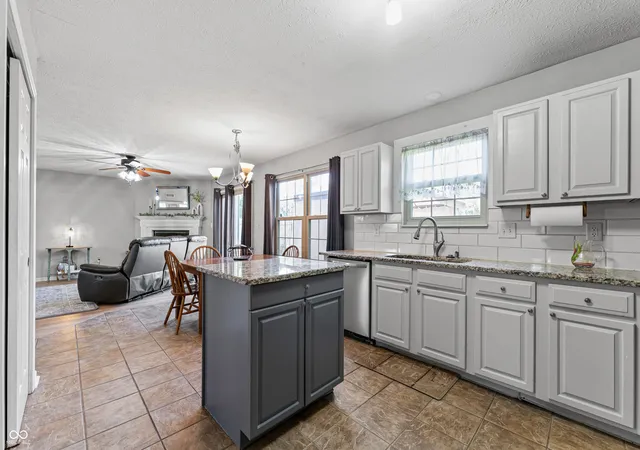 Photo 2 of Sale Pending at 3074 Sable Ridge Pl, Greenwood, IN 46142 | MLS# 22117508 | Listing updated on 2026-09-22