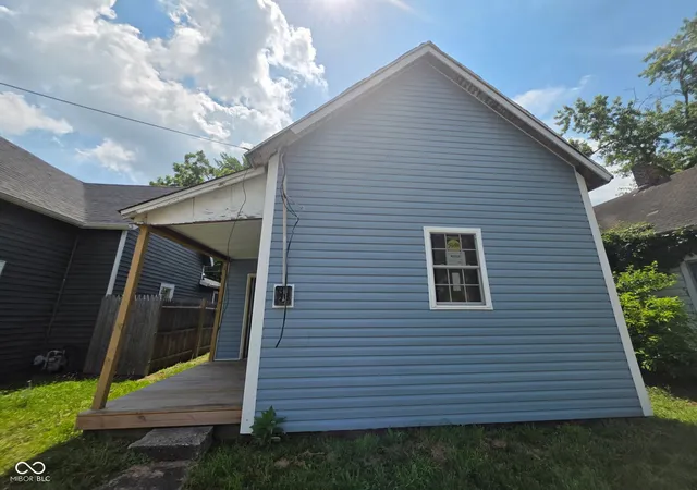 image of 1724 S Hoyt Ave, Muncie, IN 47302 | MLS# 22117522