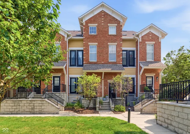 1st image of 1121 Reserve Wy, Indianapolis, IN 46220 | MLS# 22117543
