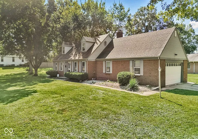 Photo 3 of Sale Pending at 3657 Nichol Ave, Anderson, IN 46011 | MLS# 22117547 | Listing updated on 2026-09-03