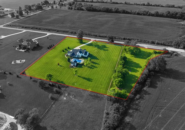 2nd image of 6837 W 300 S, New Palestine, IN 46163 | MLS# 22117555