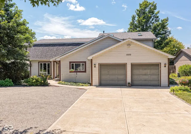 2nd image of 1080 Shoreline Dr, Cicero, IN 46034 | MLS# 22117569