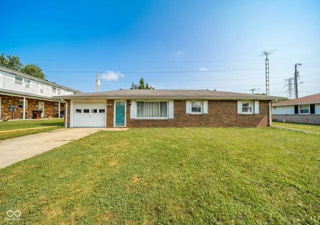 1st image of 512 E County Road 300 S, New Castle, IN 47362 | MLS# 22117586