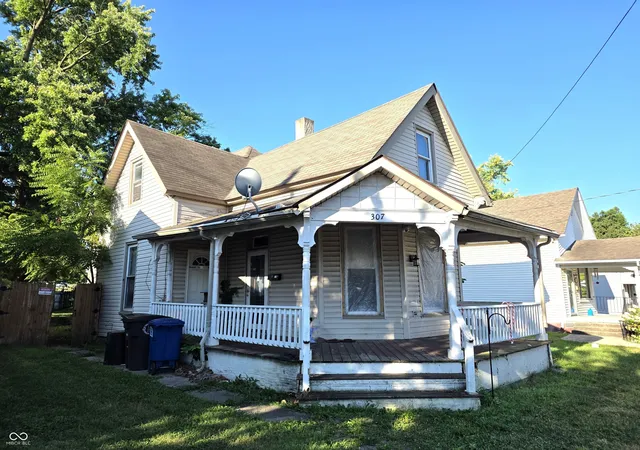 33rd image of 307 W Locust St, Shelbyville, IN 46176 | MLS# 22117588