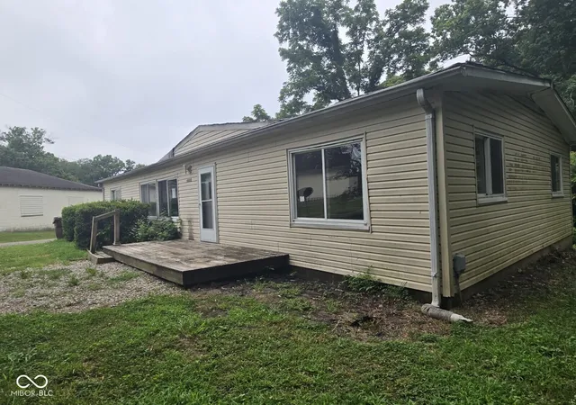 Photo 3 of Manufactured home for sale at 4002 Keegan Rd, West Terre Haute, IN 47885 | MLS# 22117589 | Listing updated on 2026-07-31